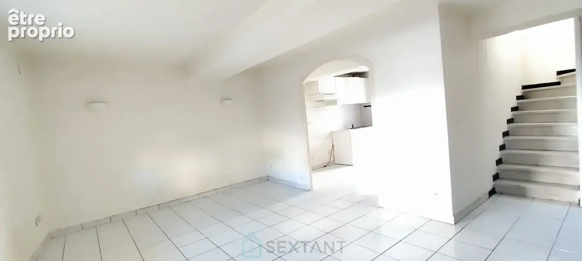 Ensemble immobilier 3 logements, cour, garage et et terrasse avec vues - photo 16