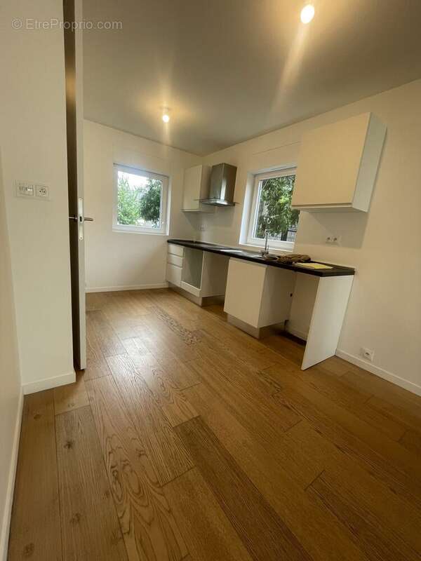 Maison 80 m² à La Chapelle-D'armentieres  - photo 3