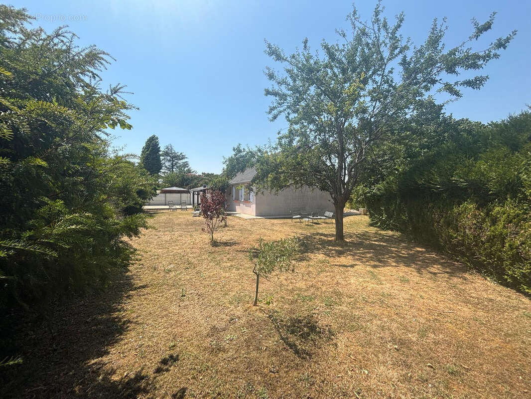Maison 106m2 4 chambres avec jardin - photo 24