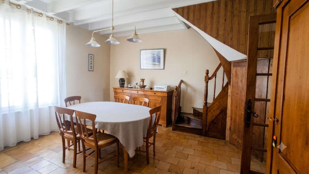 Maison à CHATELLERAULT