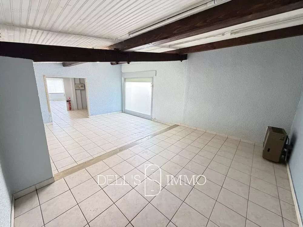 Commerce à VILLEFRANCHE-SUR-SAONE