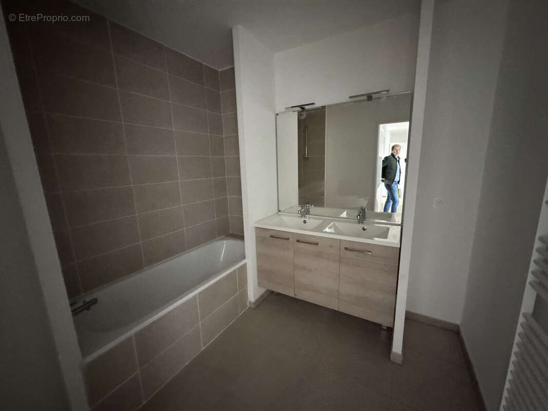 Appartement à VILLENAVE-D'ORNON