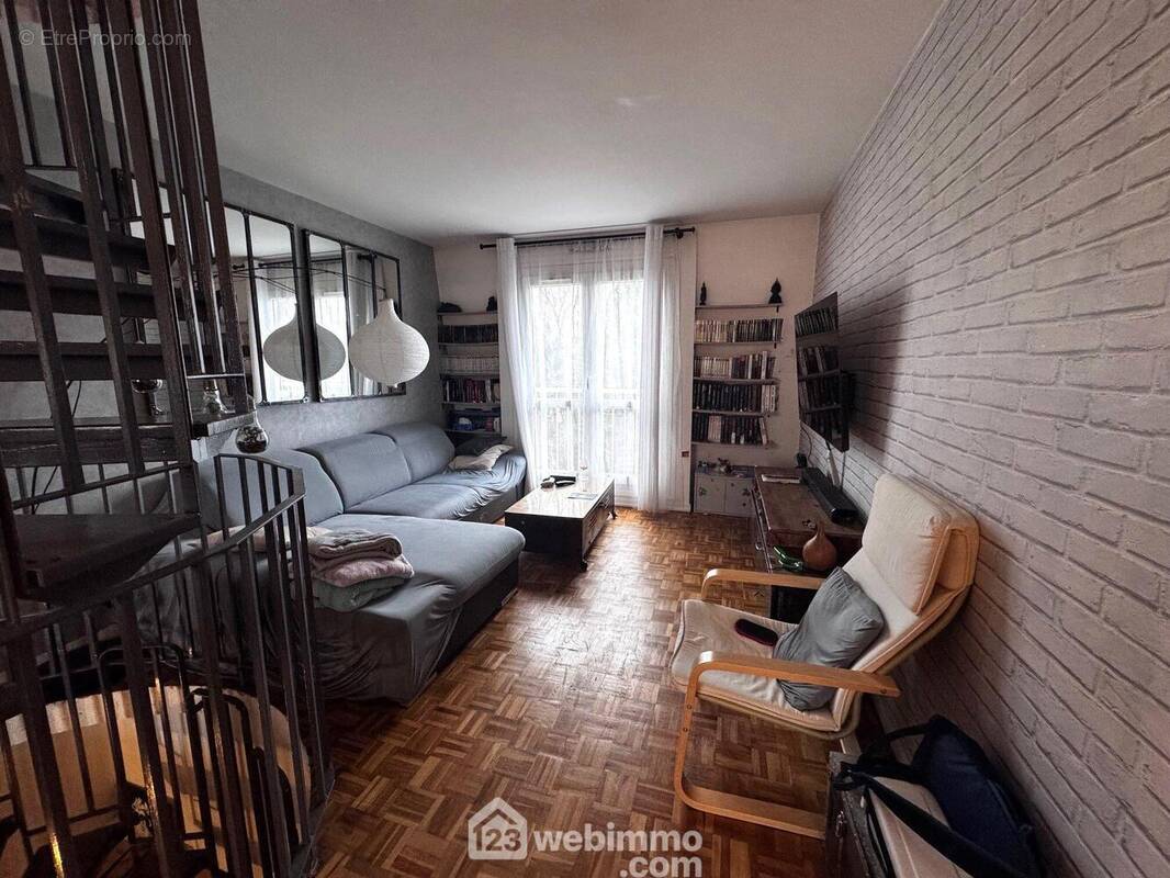 Au premier étage.. - Maison à BONDOUFLE