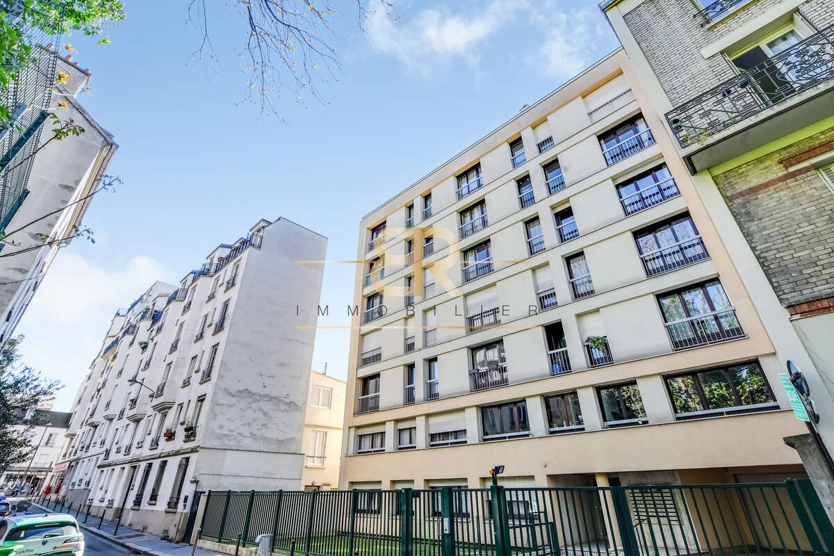 Appartement à PARIS-20E