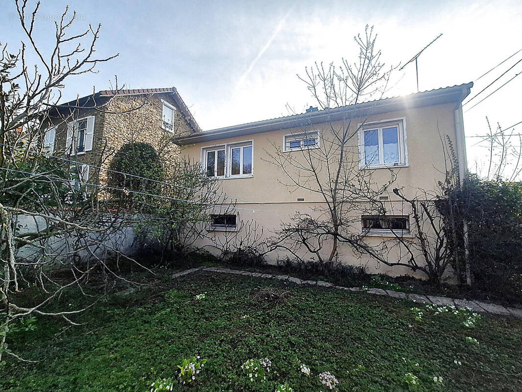 Maison à CHELLES
