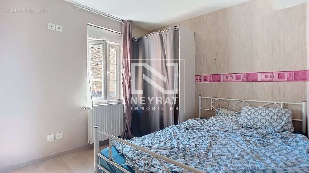 Maison à SAINT-MARCEL