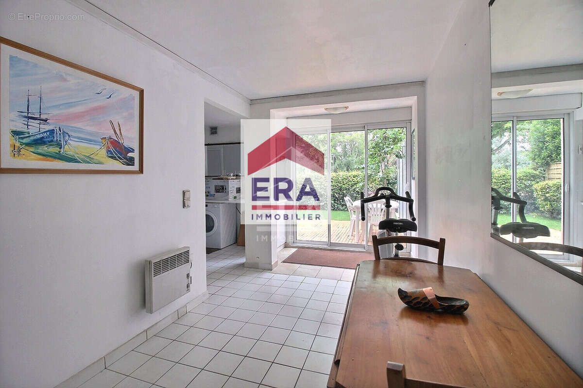 Maison à VILLENEUVE-LA-GARENNE