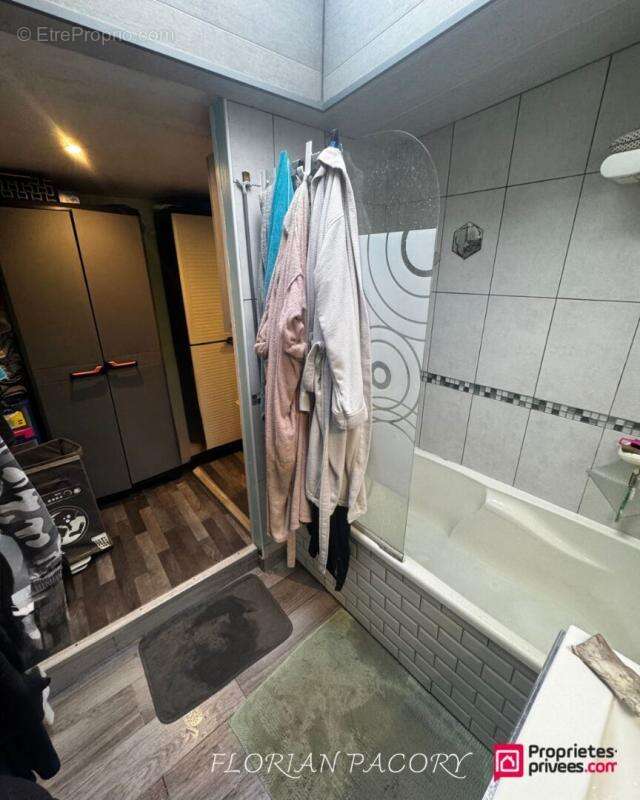 Maison à SAINT-JOUIN-BRUNEVAL