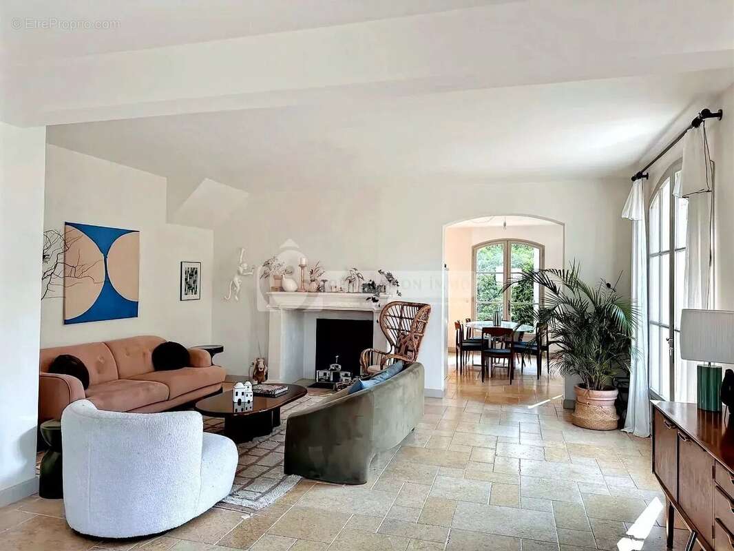 Maison à MAUSSANE-LES-ALPILLES