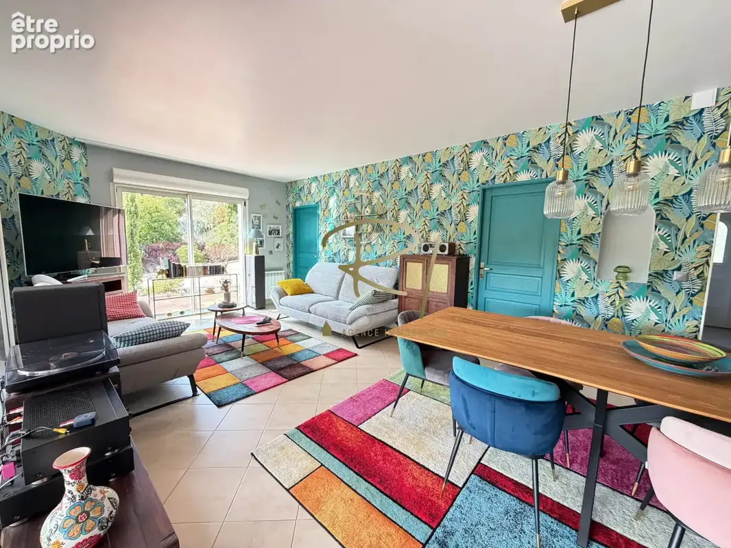 A vendre - maison recente avec vue et piscine- sud ardeche - photo 4