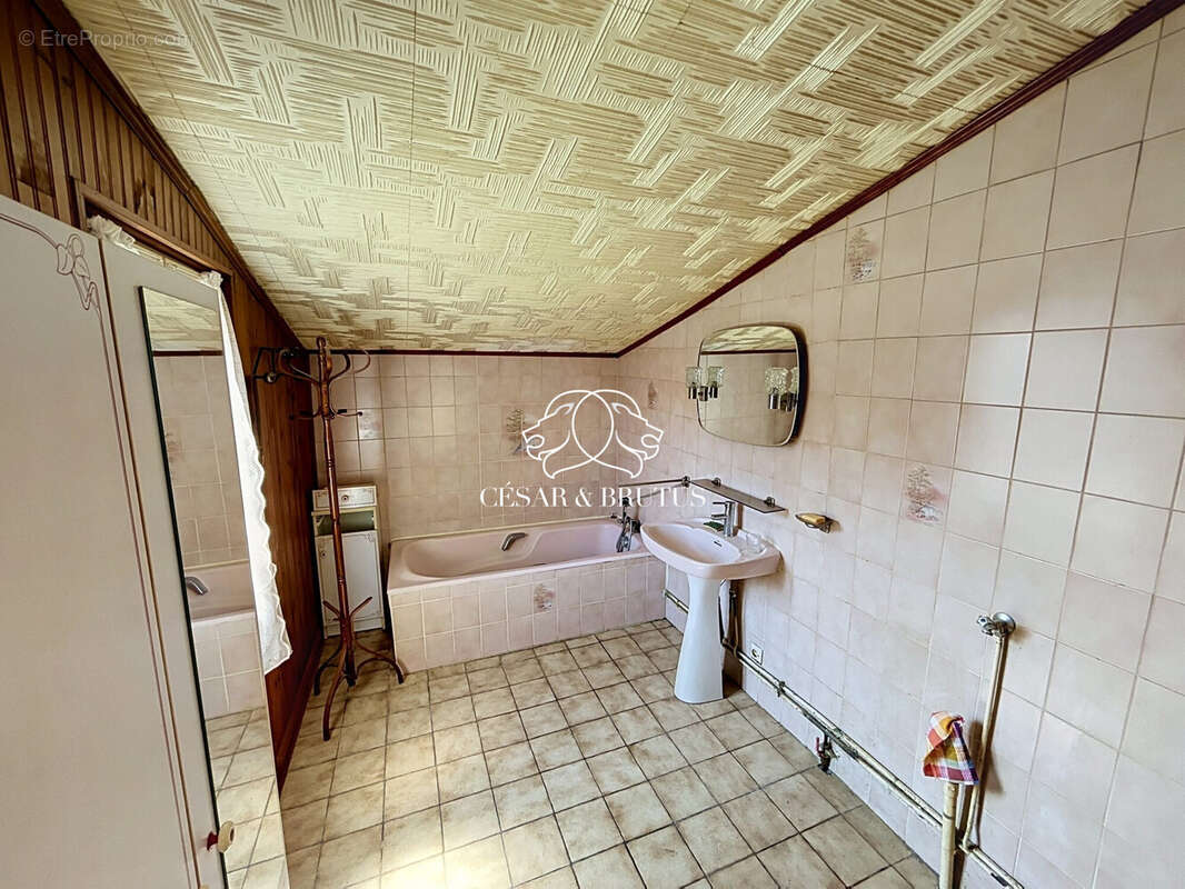 Maison 98 m² à Thel  - photo 8