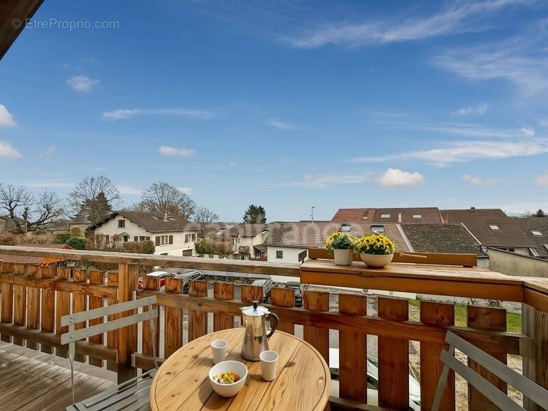 Appartement à GRILLY