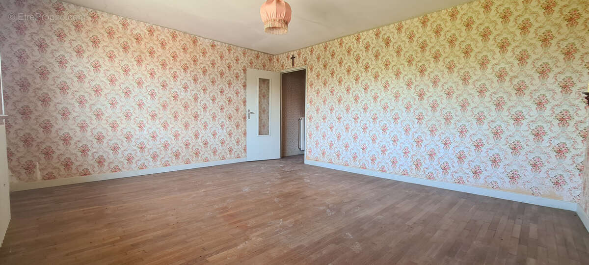 Maison à BETHELAINVILLE