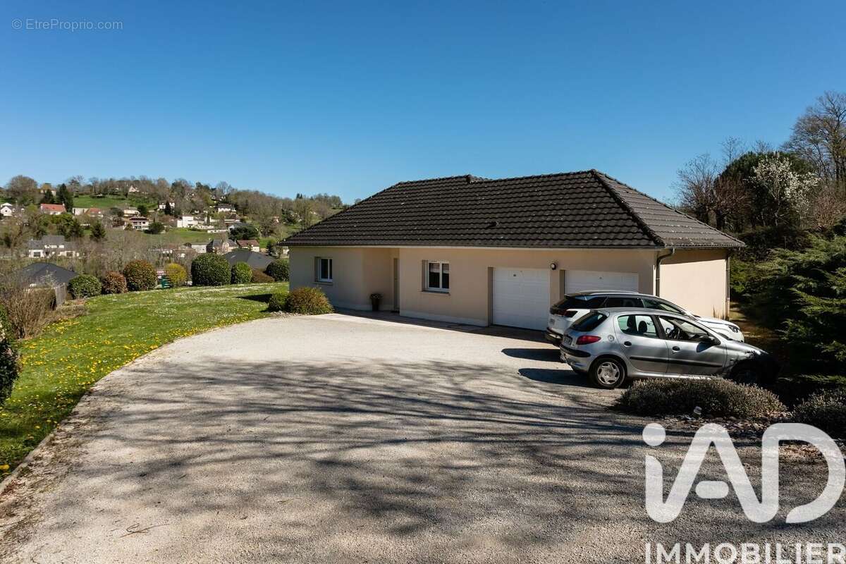 Photo 2 - Maison à USSAC