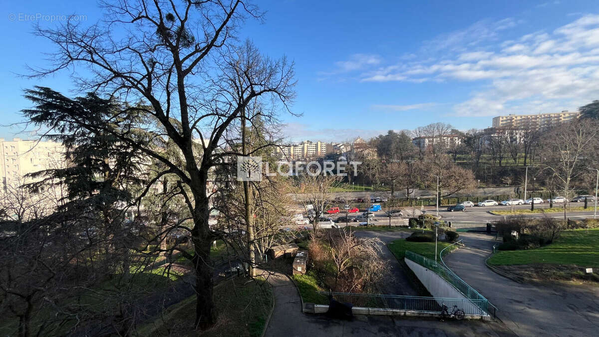 Appartement à LYON-5E