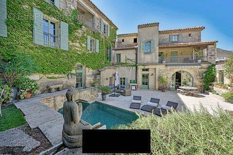 Maison à UZES