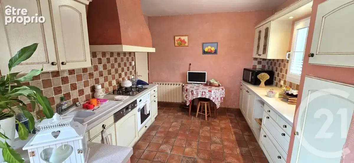 Maison 7 pièces 167 m² à vendre à Le Breuil (71670) - photo 2