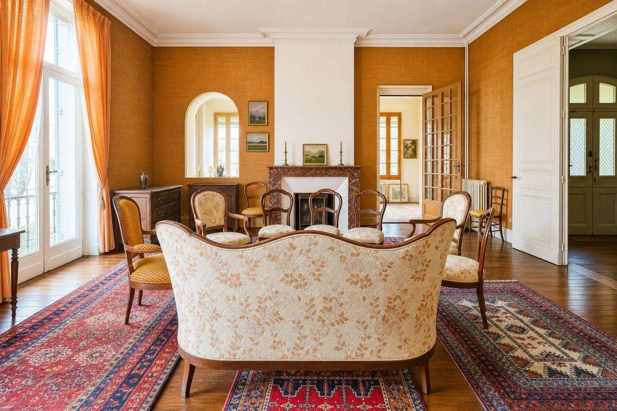 Élégante Maison de Maître du XIXème à Saint-Laurent-des-Hommes - photo 3