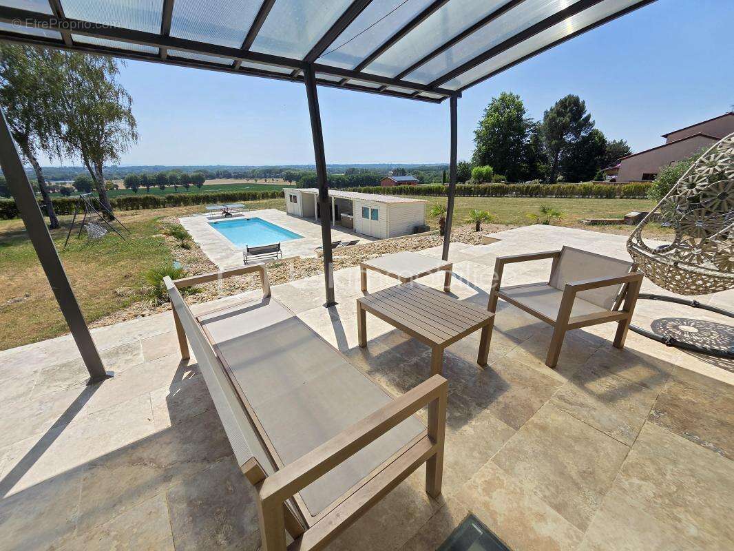 Magnifique Villa de prestige de 267m² à LA SALLE - photo 26