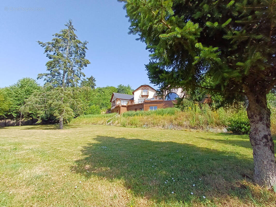 Maison à ARGENTRE
