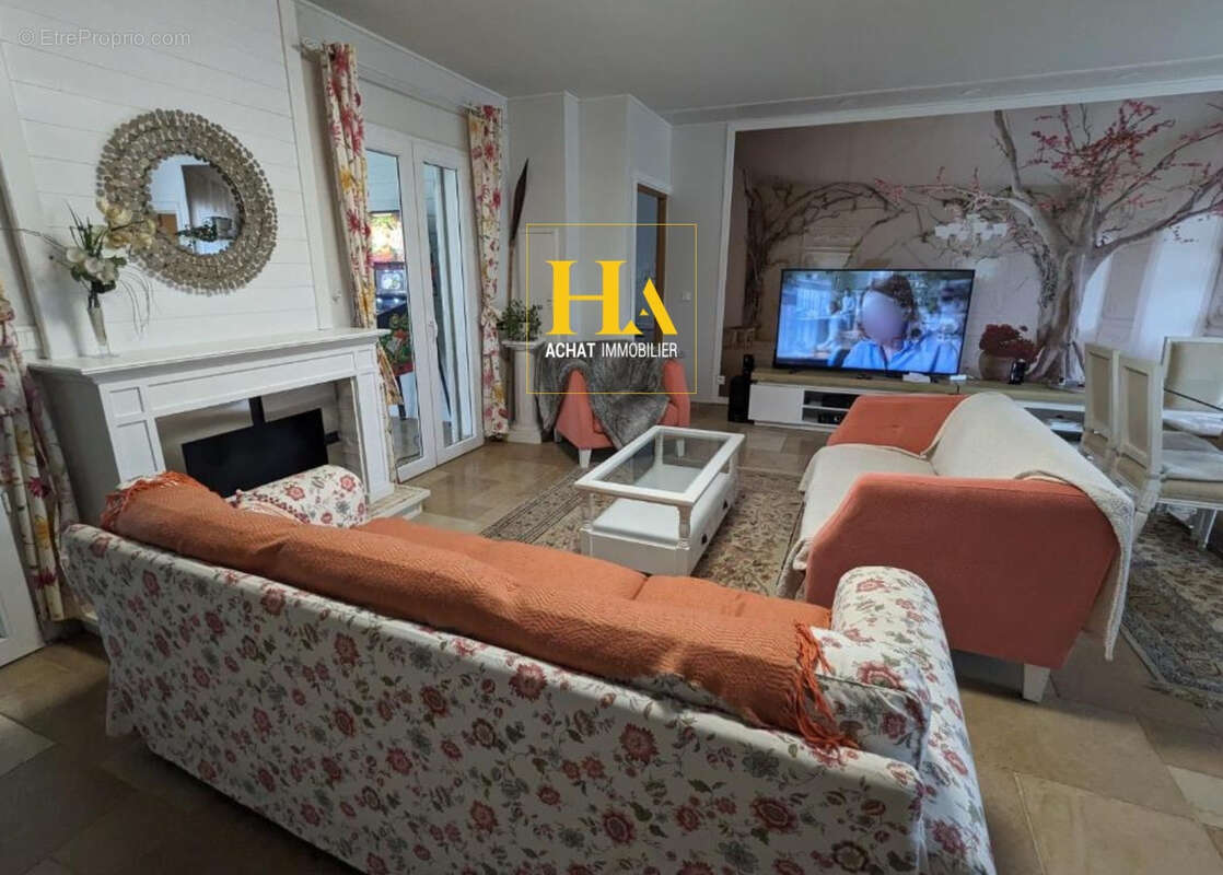 Maison à LA PLAINE-DES-PALMISTES