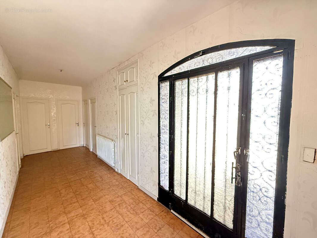 Maison à LA SALVETAT-SAINT-GILLES