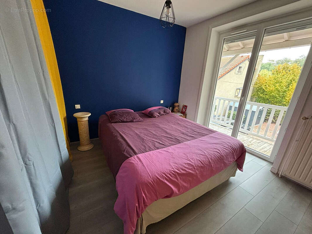 Maison à SAINT-ALBAN-LES-EAUX