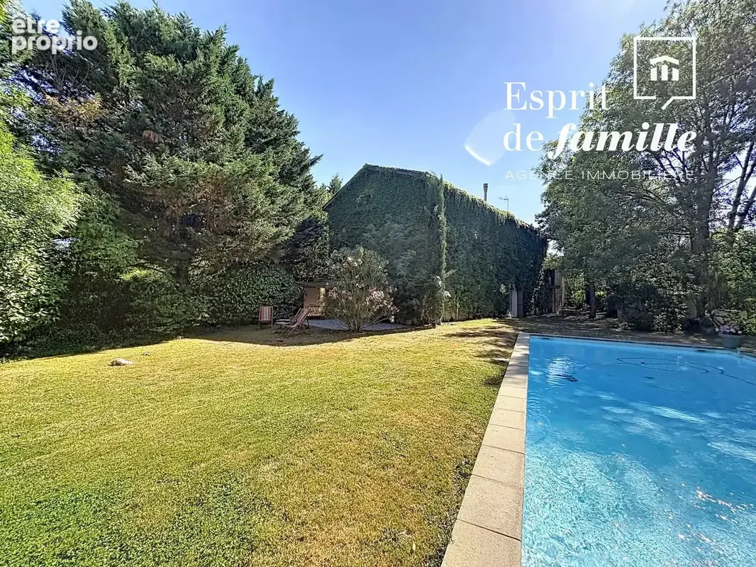 Ecully, demeure de charme 400m2 - photo 4