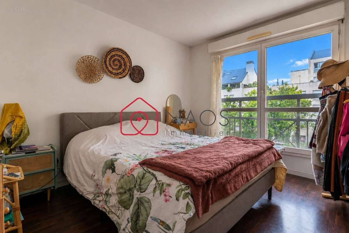 En EXCLUSIVITE : Rueil-Malmaison proche gare appartement 5 pièces avec balcon + 2 parkings + ca - photo 7
