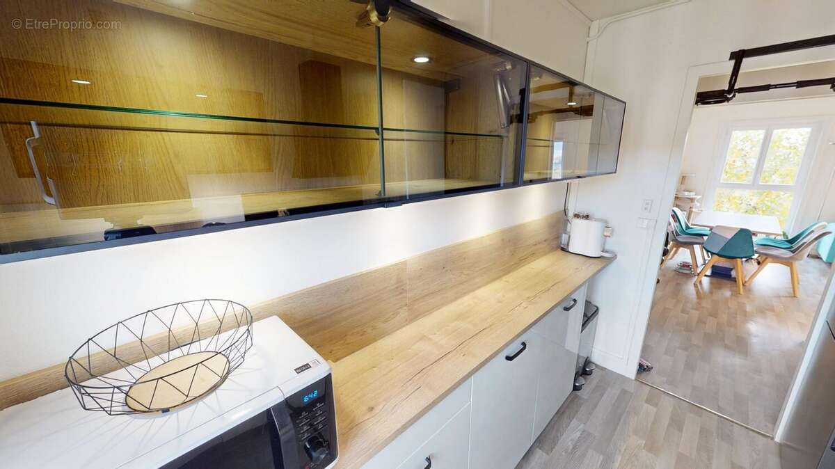 Appartement à SAINT-JEAN-DE-LA-RUELLE