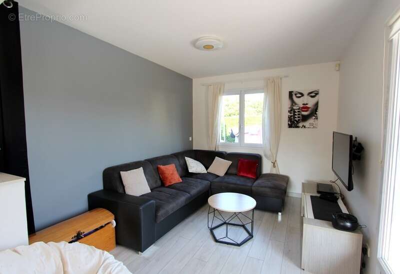 Maison à vendre 6 pièces LONS (64) - photo 3