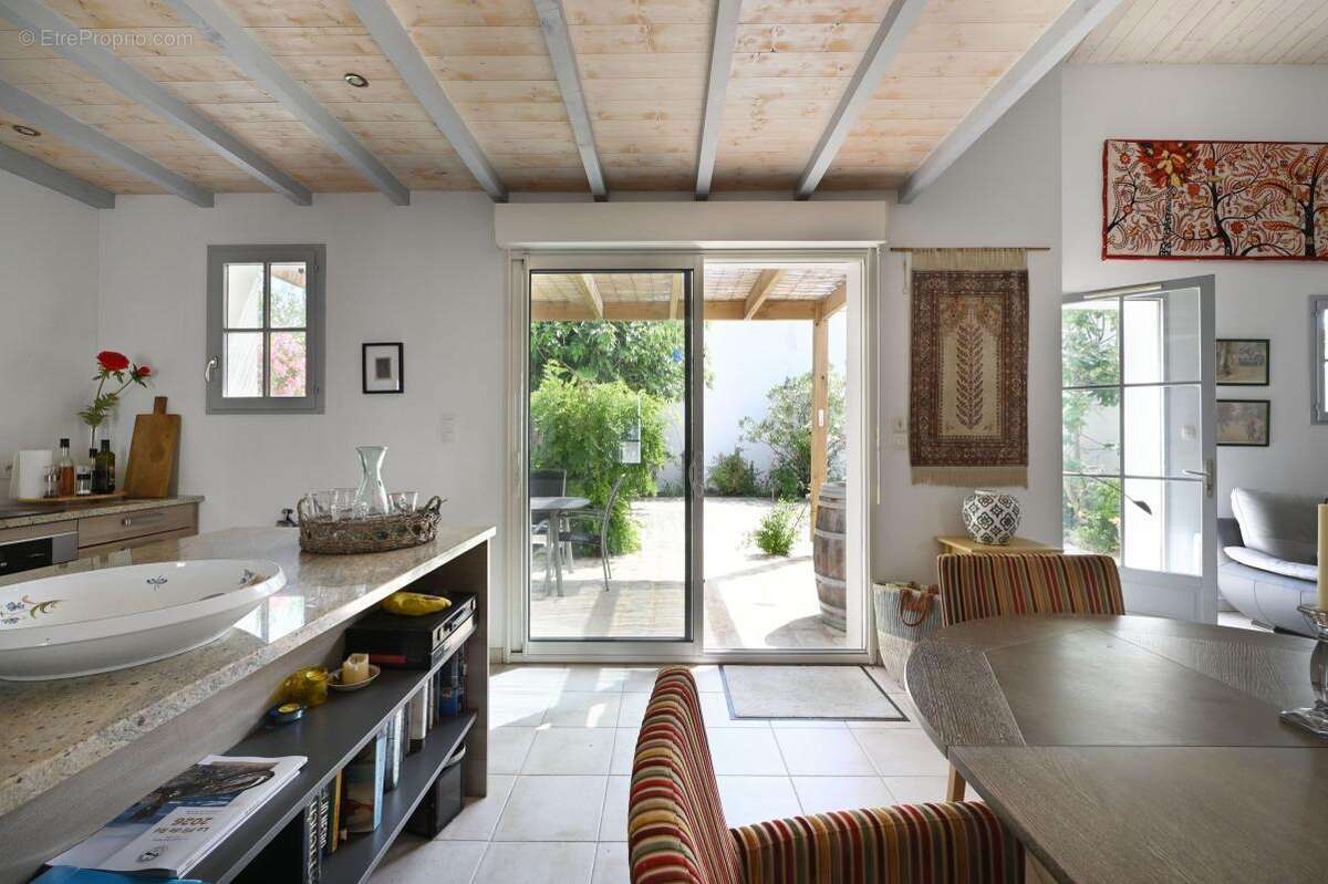 Maison à LA FLOTTE