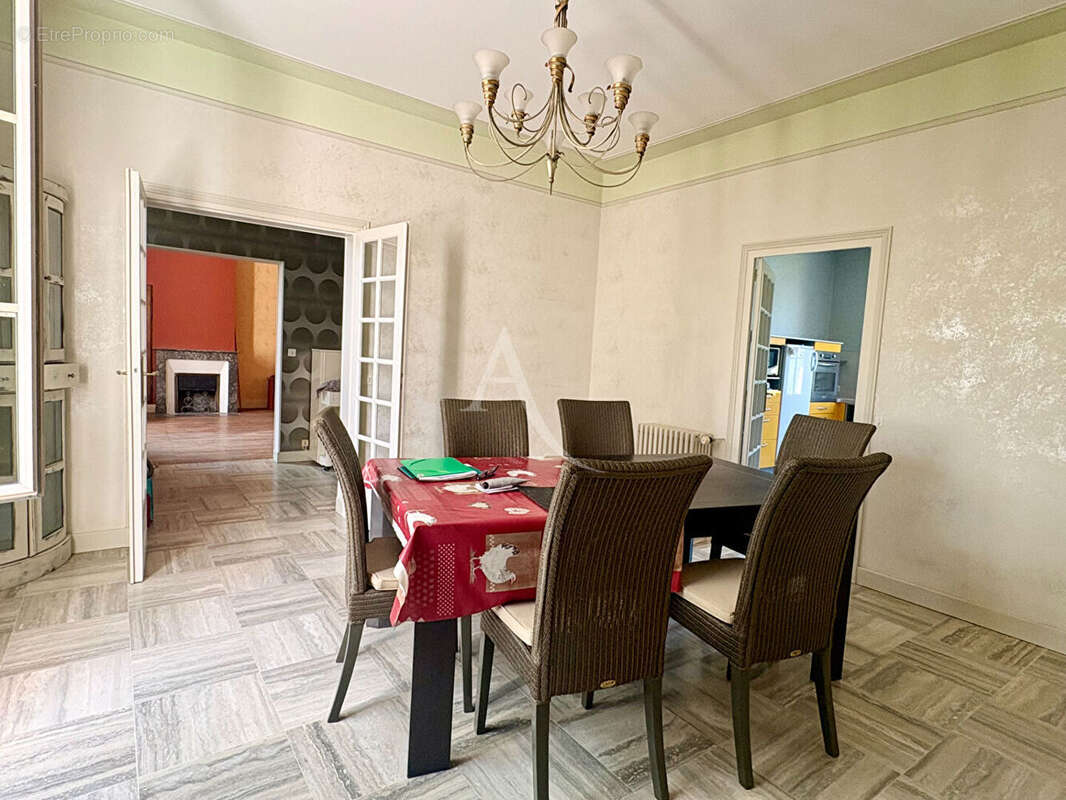 Maison bourgeoise 180 m2 - Saint-Georges sur Cher - photo 5