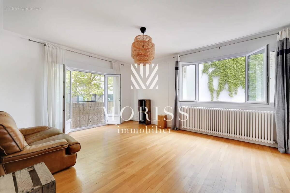 Appartement à LEVALLOIS-PERRET