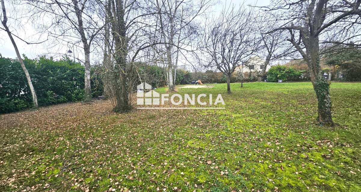 Terrain à CHAMBOURCY