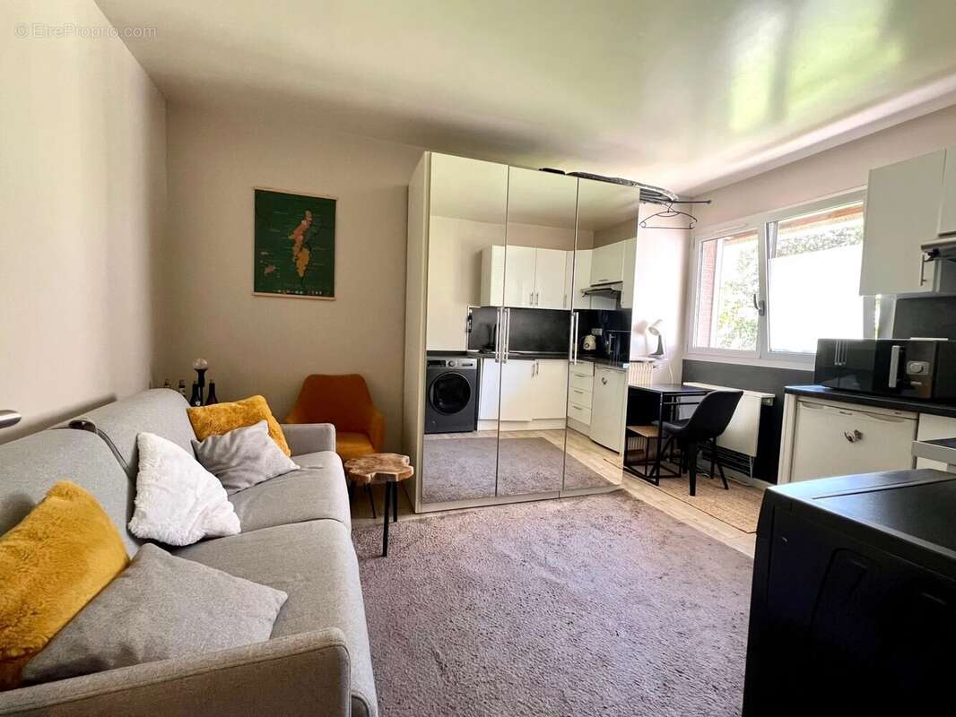 Appartement à PARIS-11E