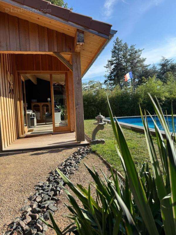 Maison à LA FOUILLOUSE