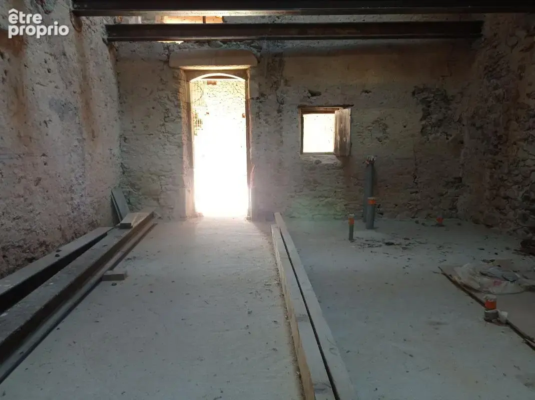 Charme de la Pierre à Sabran, grange à rénover - photo 21