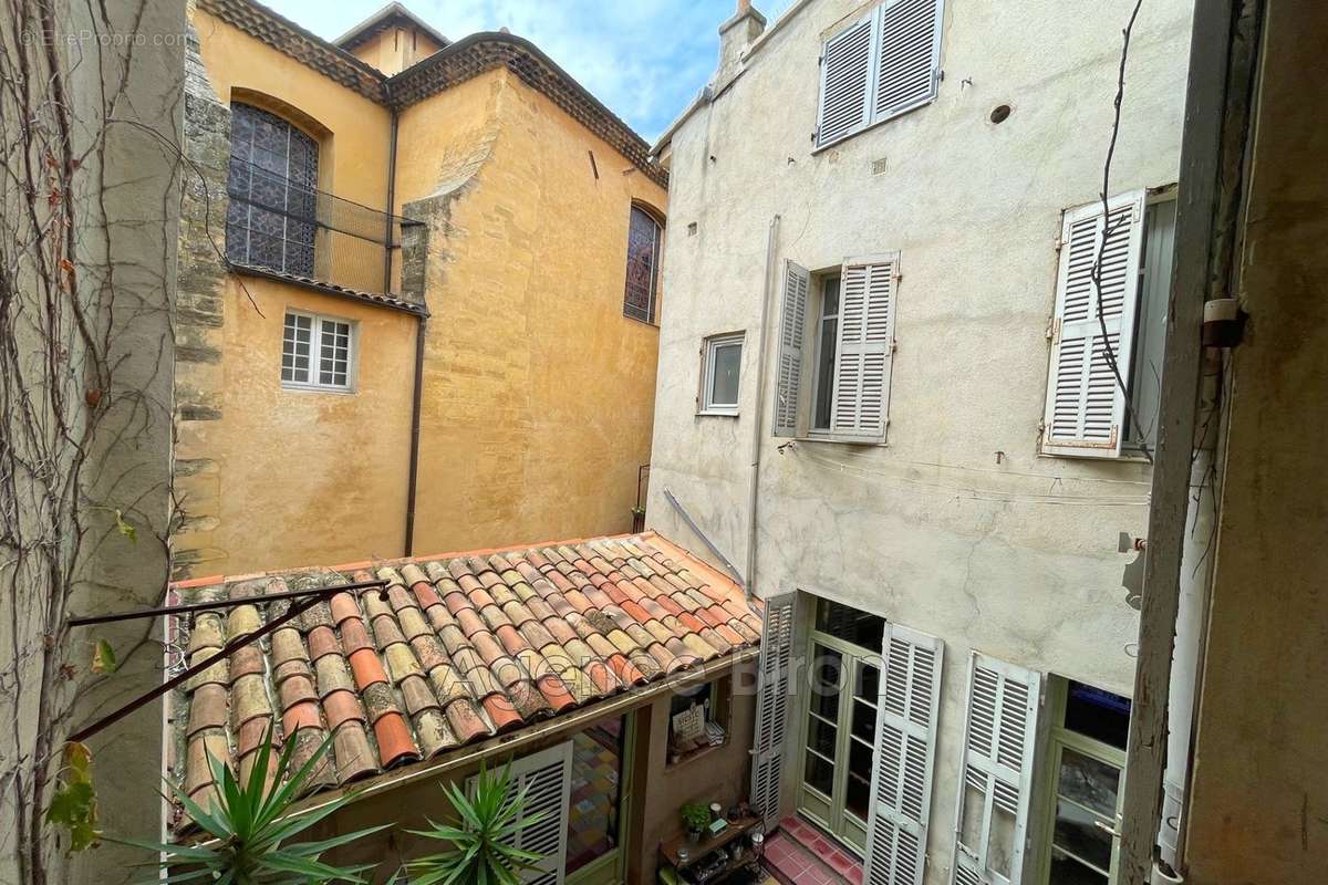 Appartement à AIX-EN-PROVENCE