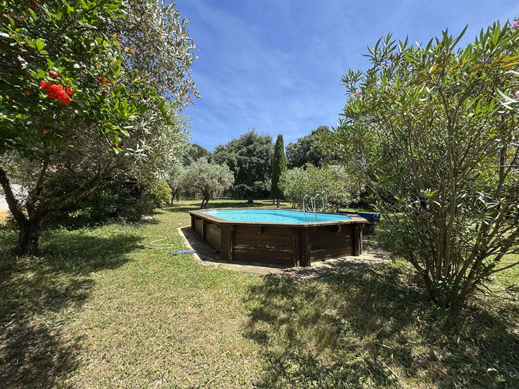 Maison à VILLENEUVE-LES-AVIGNON