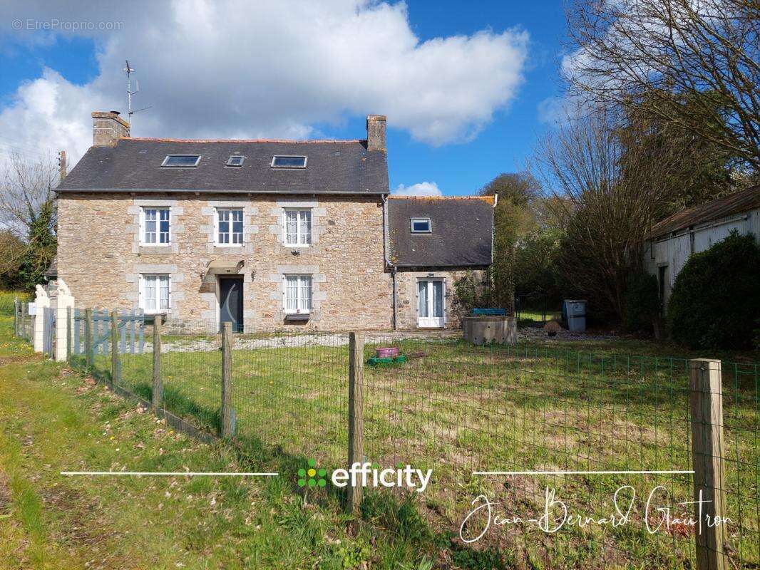 Maison à POMMERIT-LE-VICOMTE
