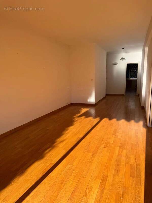 Appartement à BEAULIEU-SUR-MER