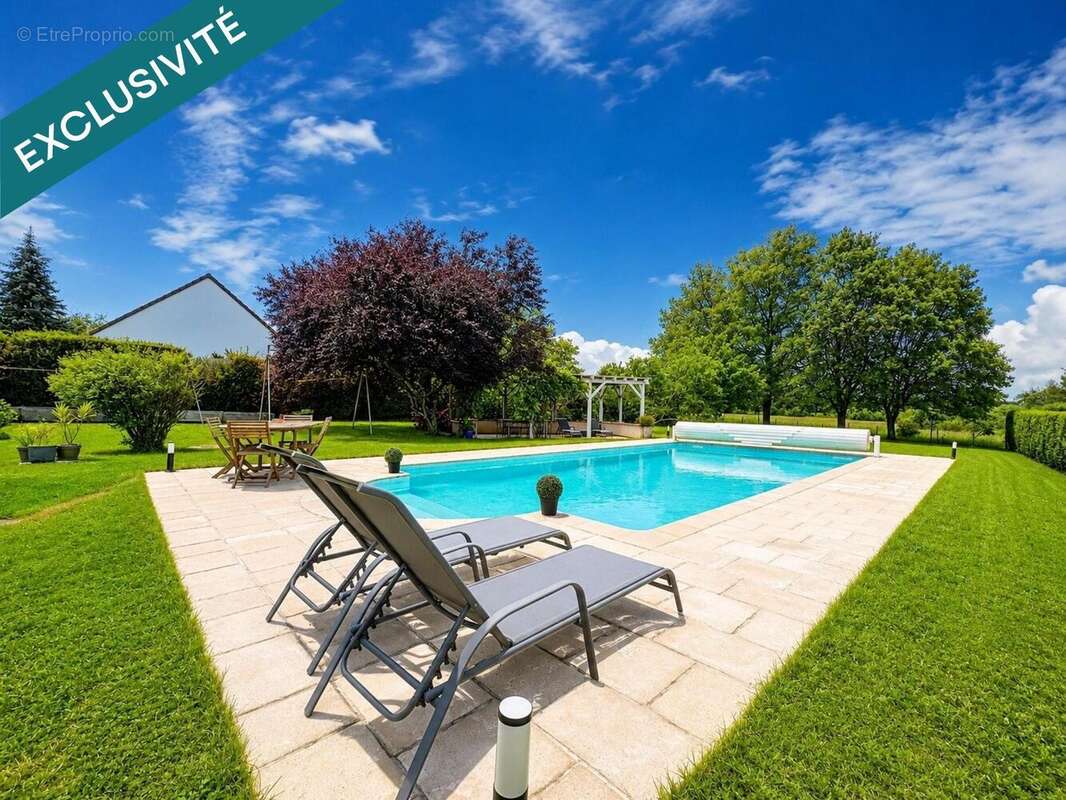 Photo 2 - Maison à YVRE-L'EVEQUE
