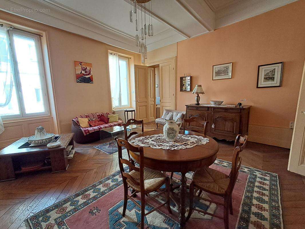 Appartement à CHALON-SUR-SAONE