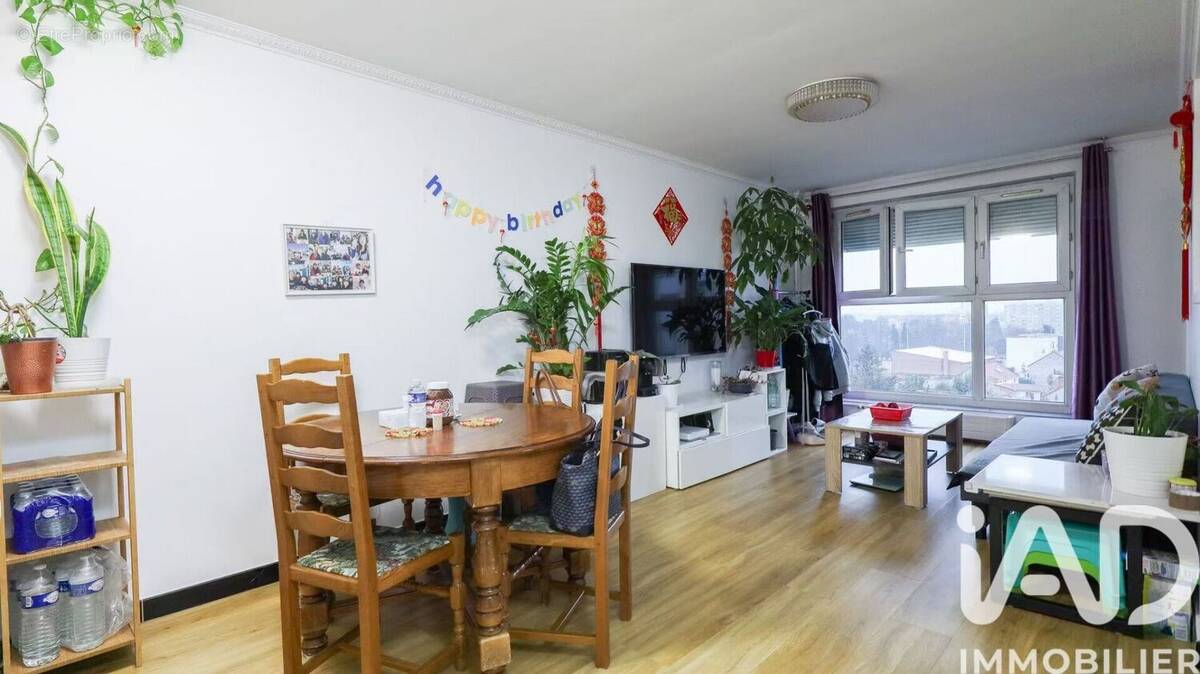 Photo 1 - Appartement à VITRY-SUR-SEINE