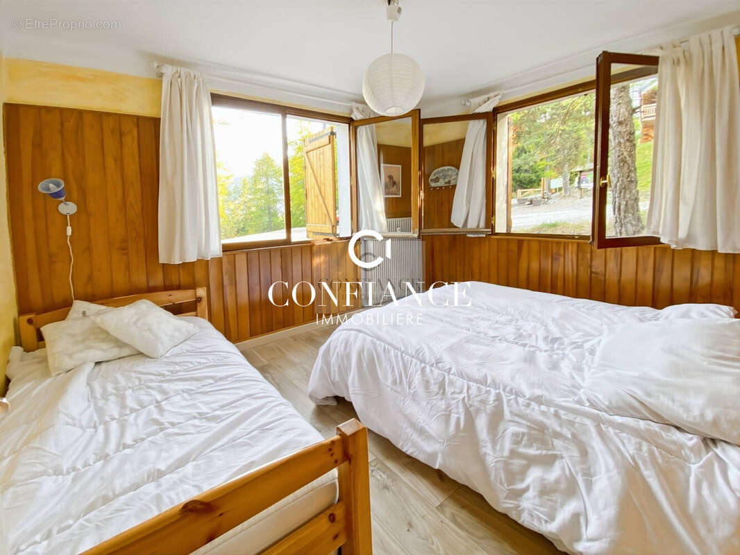 Appartement 53 m² à Saint-Etienne-De-Tinee  - photo 5