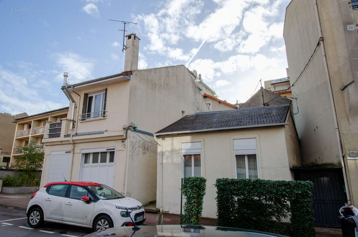 Appartement à ISSY-LES-MOULINEAUX