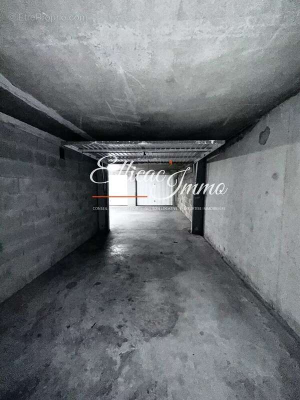 Garage en sous-sol - photo 3