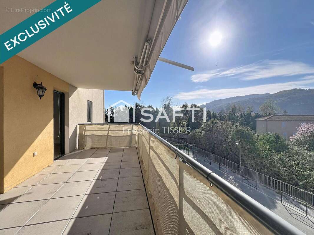 Photo 9 - Appartement à LA ROQUETTE-SUR-SIAGNE