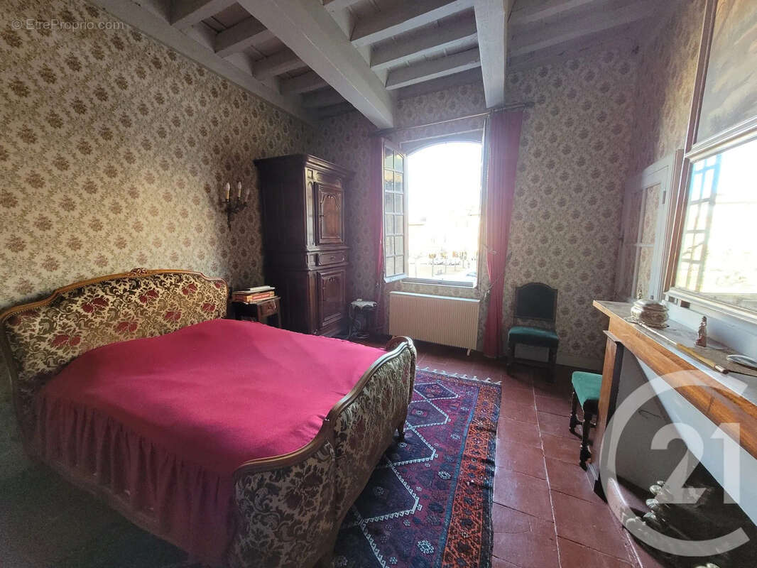 Maison à LISLE-SUR-TARN